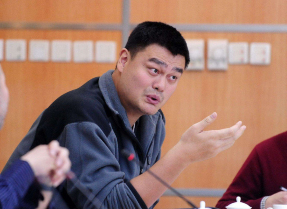 开云体育里程碑夜浙江稠州篮板制胜；国王杯转会期刷纪录；管理层满意；身体对抗强度拉满的简单介绍