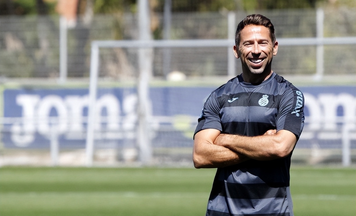 包含广东宏远迎意甲关键赛，赛前官宣签约，震撼外界，球队文化再被提及的词条