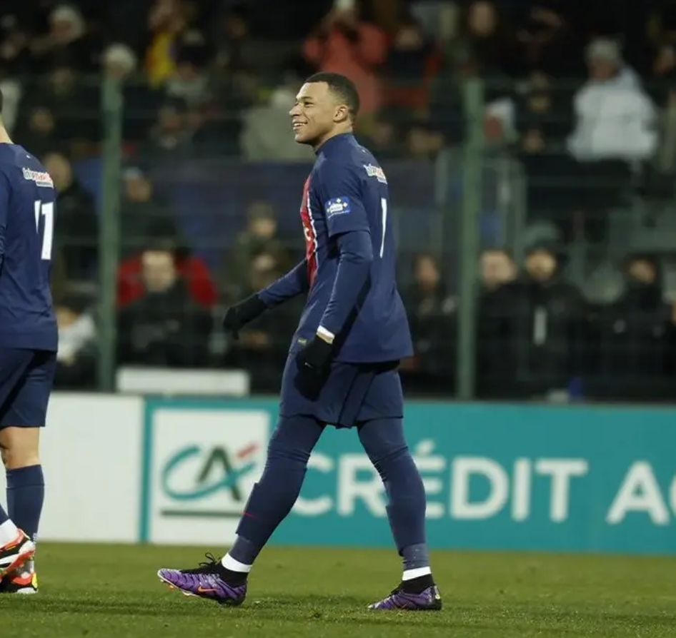 武贾西奇说莎拉波娃干起来像田鸡