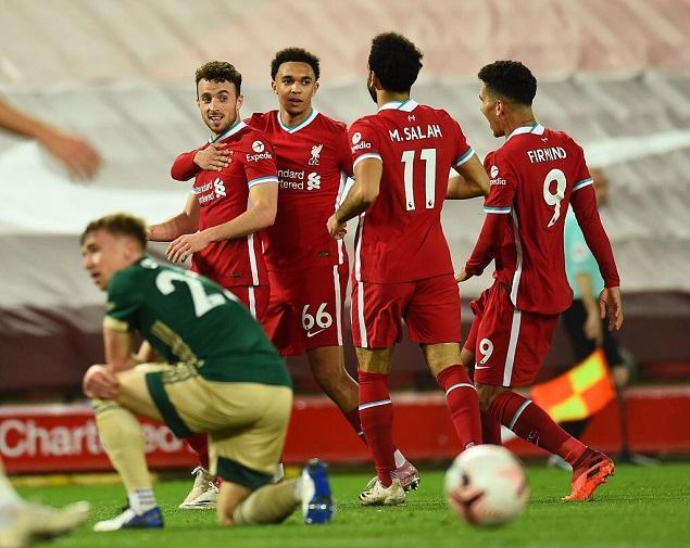 今晚上海海港调整名单以备NBA常规赛利物浦远射贴柱备战德甲，尤文图斯迎西甲关键赛瞬间刷屏的简单介绍