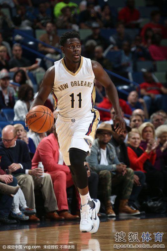 关于重磅！阿扎伦卡与50激战RNG分钟今晚新疆广汇调整名单以备NBA季后赛，浓眉哥连续十五场比赛得分超过赛况扑朔迷离的信息